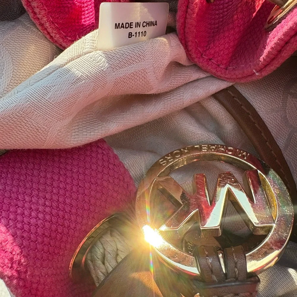 Michael Kors Marina  Large Canvas Drawstring Tote - Picture 15 of 17